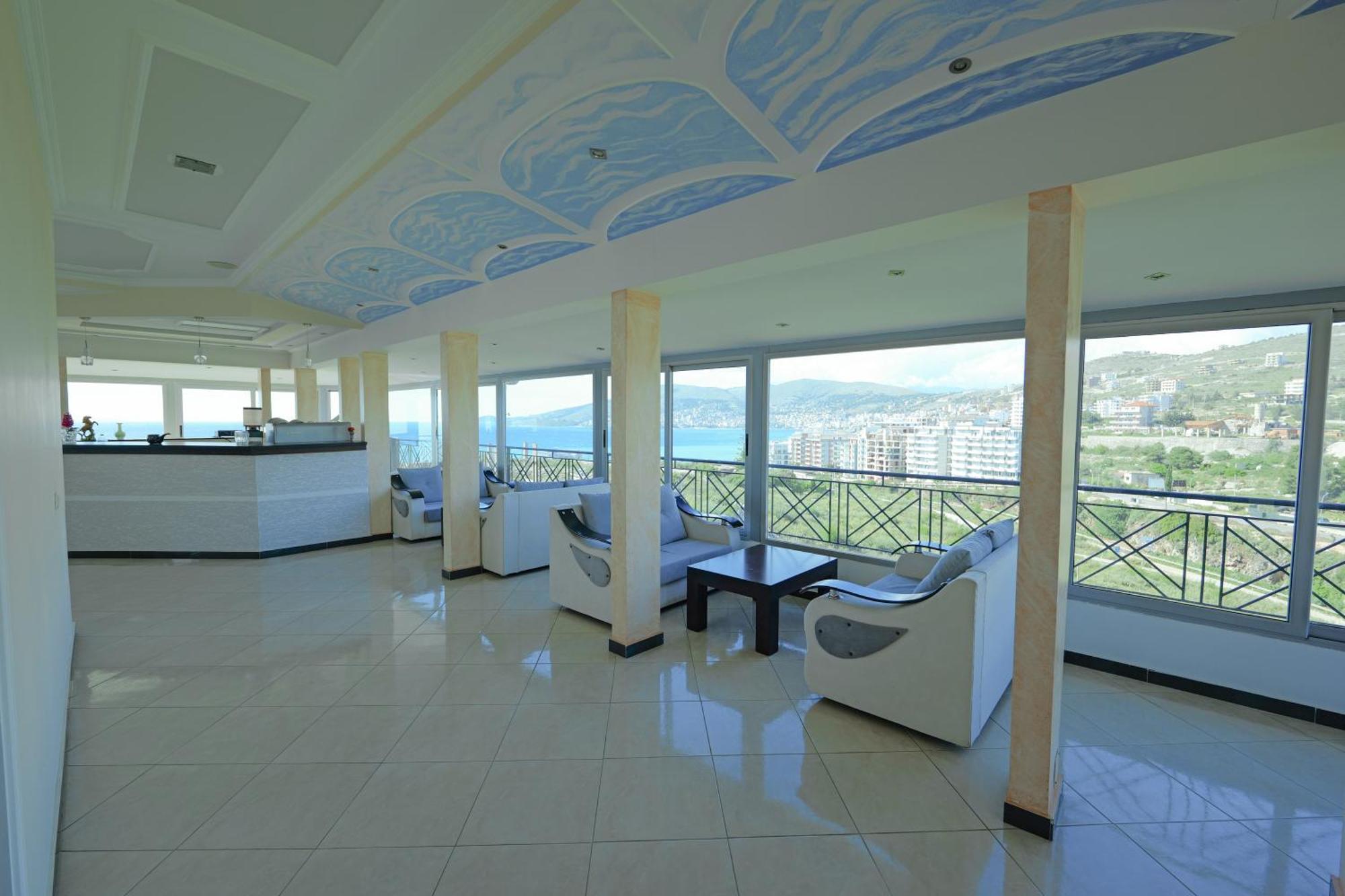 Hotel Boston Sarandë Buitenkant foto