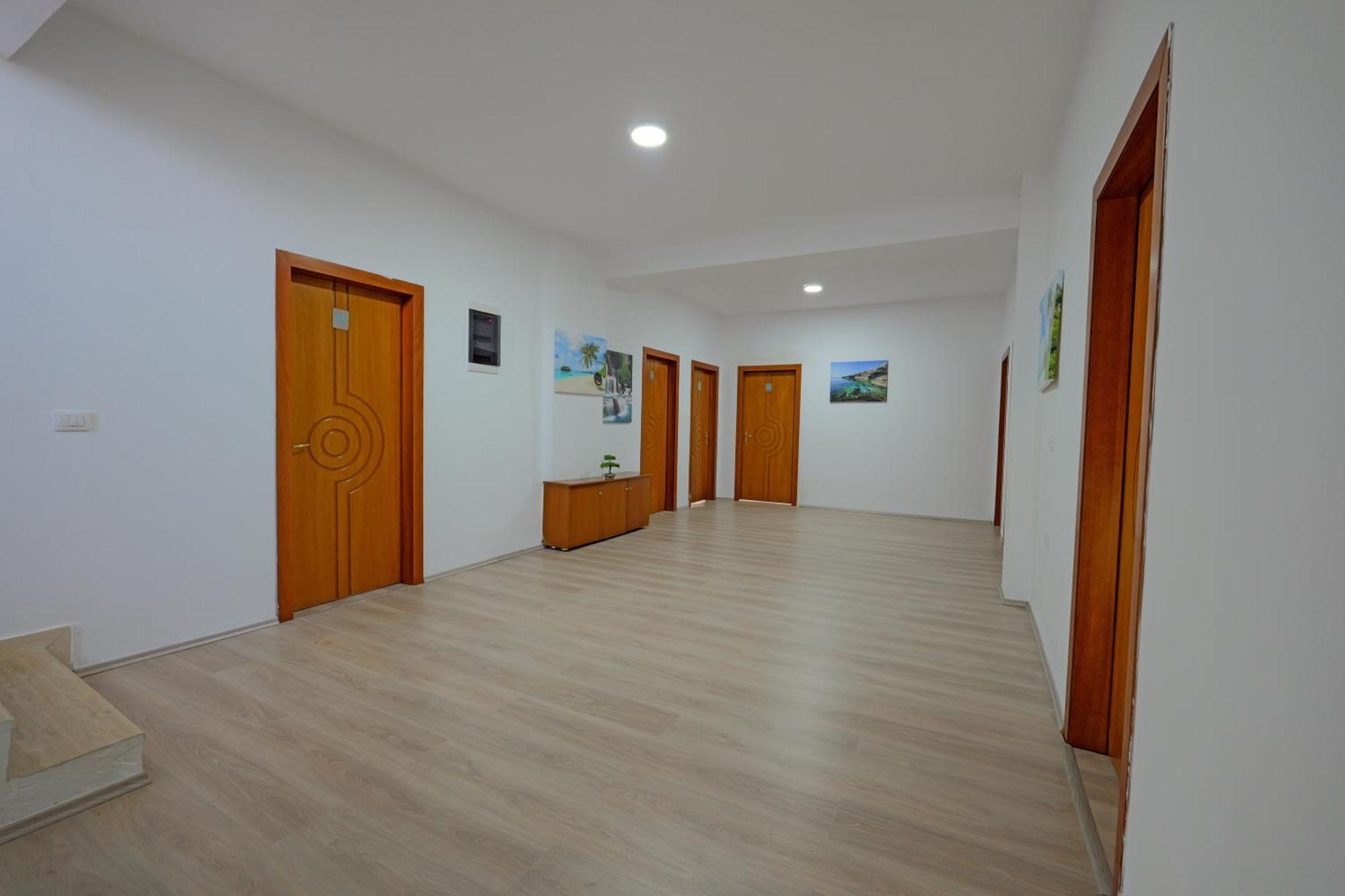 Hotel Boston Sarandë Buitenkant foto