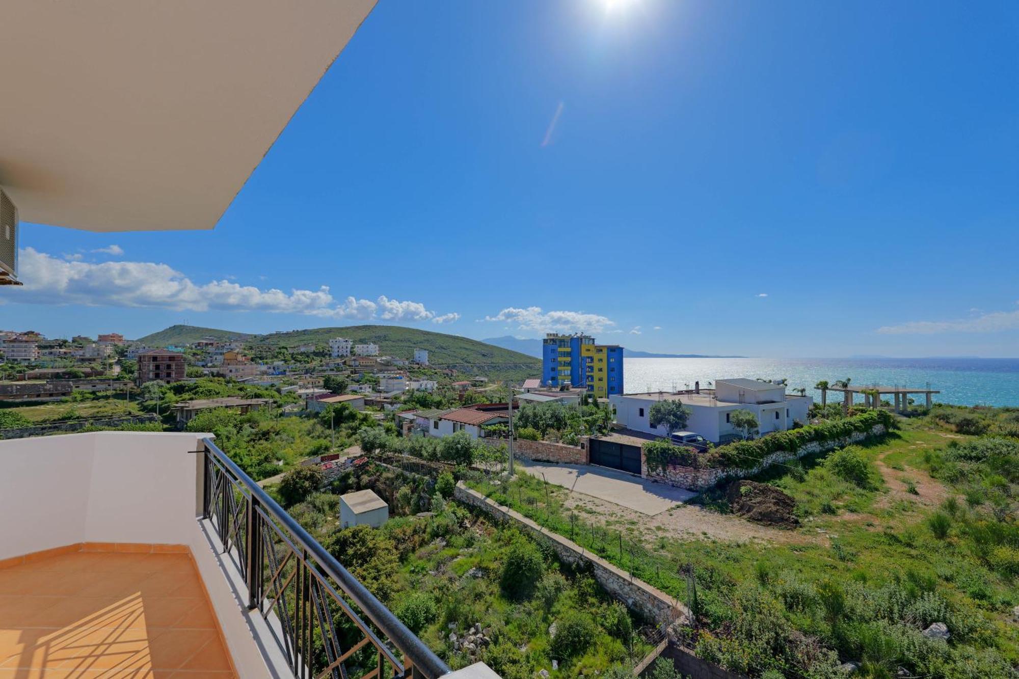 Hotel Boston Sarandë Buitenkant foto